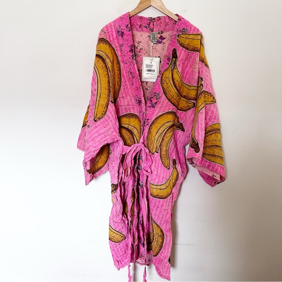 Magnolia Pearl Funk N' Junk Vijji Kimono - Picture 9 of 16